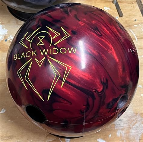 Black Widow 2.0 Hybrid | bowwwl.com