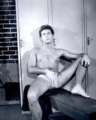 Retro Solo Gay Masturbation Pictures Porn Pictures XXX Photos Sex Images PICTOA