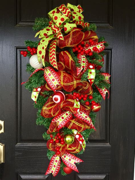 Holiday Door Teardrop Swag