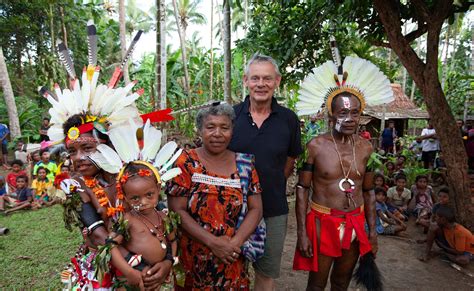 Martin Clunes Islands Of The Pacific Season 2 Kpbs Public Media