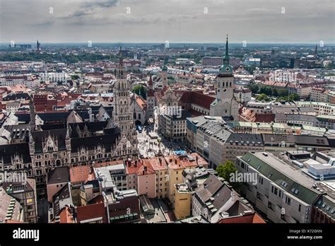 La Plaza Marienplatz Y El Centro Hist Rico De Munich Una Vista De La