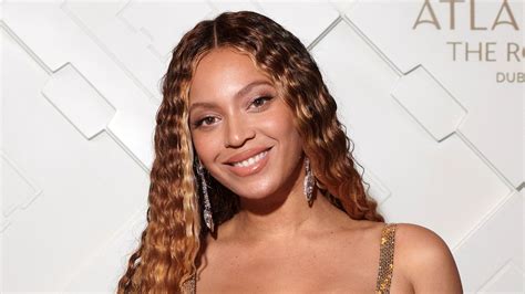 Beyonce Makes History With Record Breaking 32 Grammy Wins Entertainment Tonight