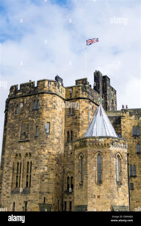 Alnwick Castle Harry Potter Hi Res Stock Photography And Images Alamy