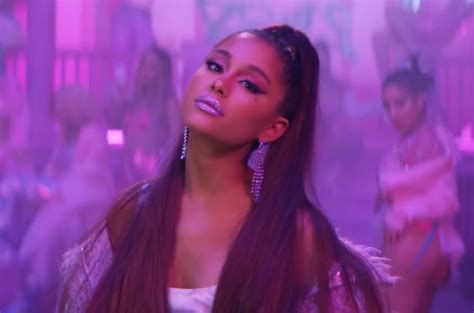 Video Expl Cito De Ariana Grande Sorprende A Sus Fan Ticos En Las Redes