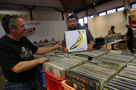 Bourse aux disques et DVD ce dimanche salle Parisot à Vesoul