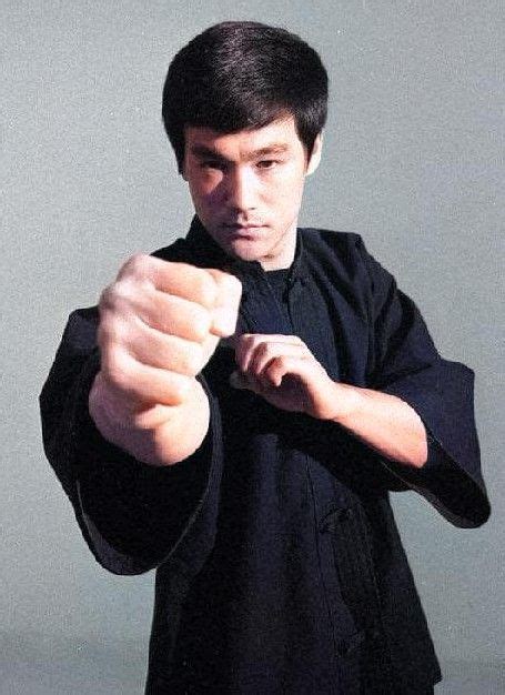 Bruce Lee Martial Arts Bruce Lee Photos Jeet Kune Do Green Hornet