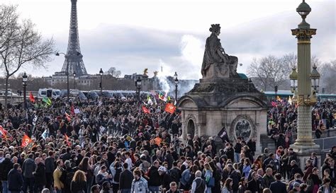 Oposición Francesa Presenta Moción De Censura Contra Gobierno De Macron