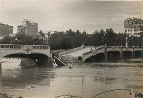 Fotos De La Riada De Valencia De 1957 Historia De Valencia Ciudad De