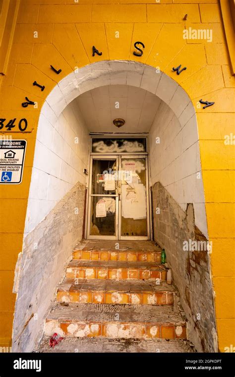 Miami, FL, USA - September 26, 2021: Old unsafe building closed and ...