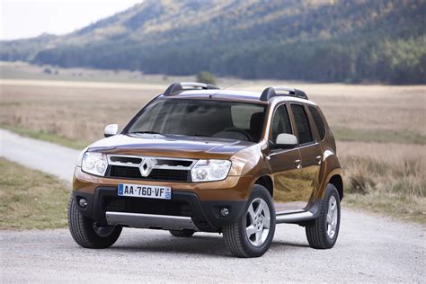 Renault Duster Hd Pictures Carsinvasion