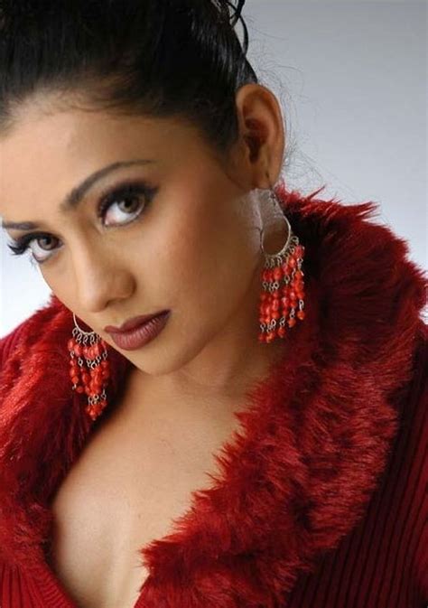 Malayalam Hot Actress Pics Photos Wallpapers Hot Scene Meera Vasudevan Hot Sexy Photos