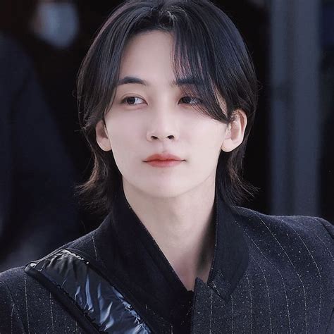 Jeonghan In 2023 Jeonghan Seventeen Jeonghan Seventeen Kpop