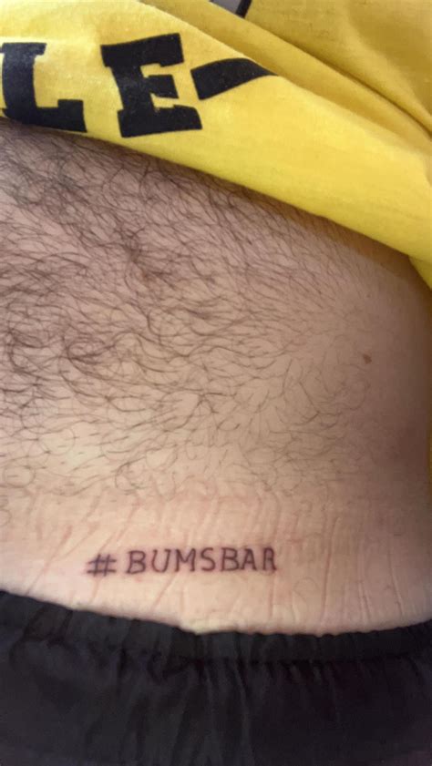 Bumsbar Tattoo Betrunken Auf Mallorca Gestochen Tempel M Nchen