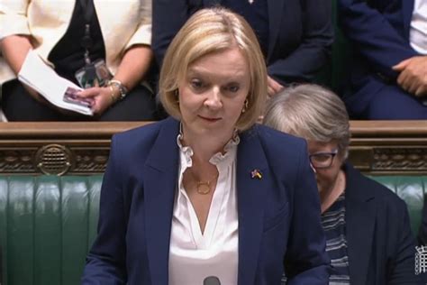 Pmqs Liz Truss And Sir Keir Starmer Clash As New Pm Doubles Down On Opposition To Windfall Tax