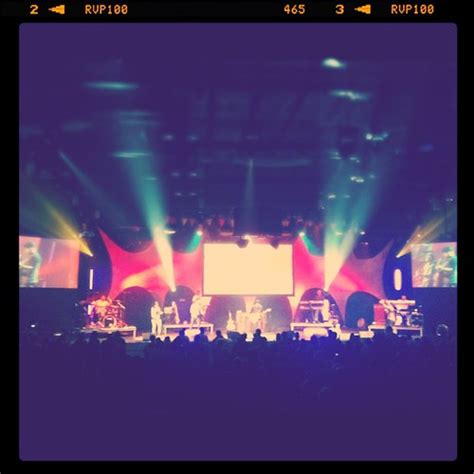 Love God Love People Israel Houghton And New Breed Live Flickr