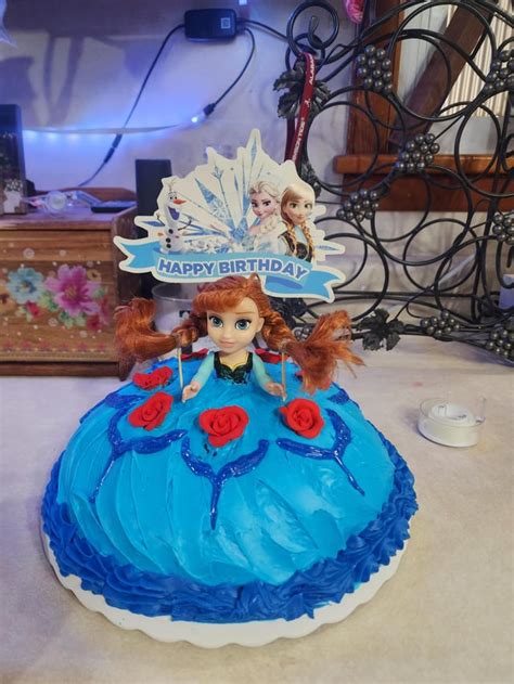 My Daughter S Anna Cake Turned Out Pretty Cool I Think R Baking