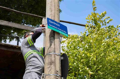 Placas de denominação de ruas começam a ser instaladas no Jardim São Camilo