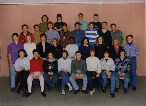 Photo de classe 1 ere annee bep comptabilite de 1989 Lycée Privé Le