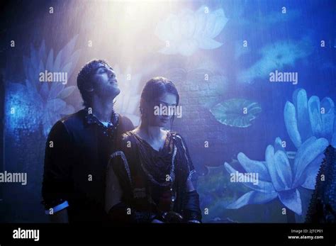 RANBIR KAPOOR, SONAM KAPOOR, SAAWARIYA, 2007 Stock Photo - Alamy