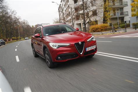 Żarówki Alfa Romeo Stelvio 2017 jakie potrzebne do wymiany