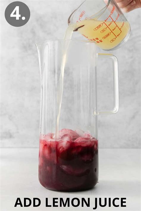 Easy, Homemade Berry Lemonade - Meaningful Eats