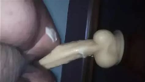 Prende Una Grande Crema Sul Dildo XHamster