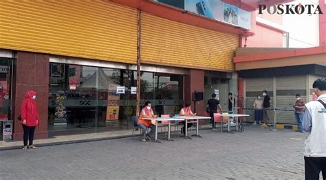 Pembukaan Pasar Sgc Cikarang Pengunjung Masih Terpantau Sepi Begini