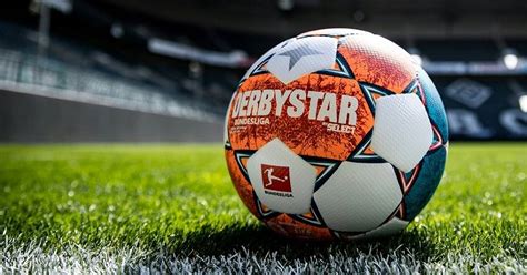 Bundesliga Ball F R Und Liga Von Derbystar Erh Lt Neuen Anstrich