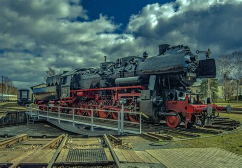 Solve Railway Reichsbahn Steam Locomotive Jigsaw Puzzle Online With