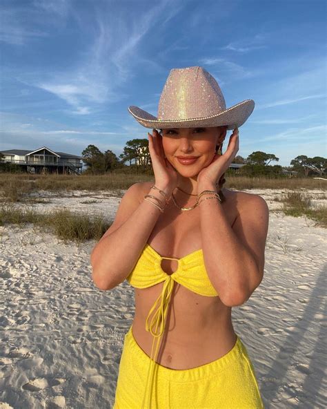Maddy Cloud Sexy Ass In Tiny Bikini Photos Video The Fappening