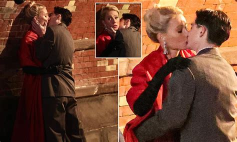 Gwyneth Paltrow says she has a lot of sex with daughter Apple s crush Timothée Chalamet