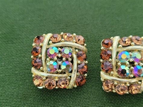 Vintage Lisner Aurora Borealis Amber Rhinestone Gol Gem