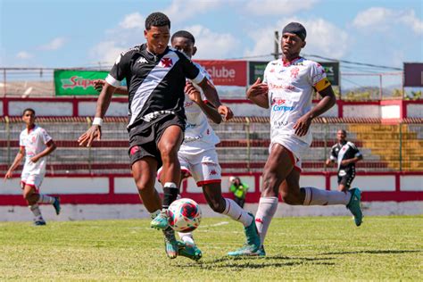 Vasco Vence Bangu E Segue 100 No Carioca Sub 20 DaBase Br