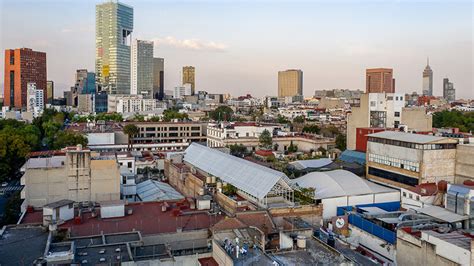 Productora Adds Rooftop Prim To Historical Building In Mexico City