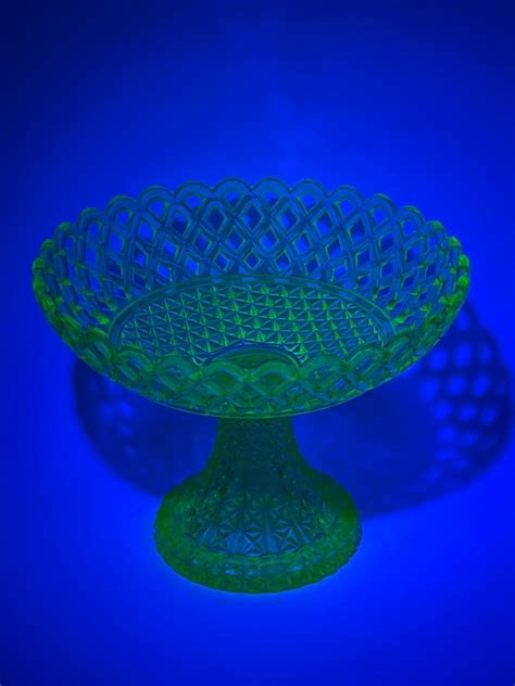 Yellow Lattice ~ Vaselineuranium ~ Footed Glass Bowl