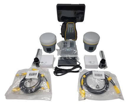 Trimble R R I Base And Rover Uhf Kit With Tsc And Trimble Access