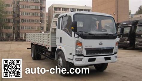 Sinotruk Howo Cargo Truck ZZ1127G4215C1 Manufactured By Sinotruk Jinan