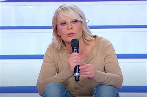 Uomini E Donne La Scelta Dei Vertici Di Mediaset Che Penalizza Il