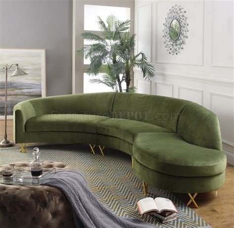 Serpentine Sectional Sofa 671 in Olive Velvet Fabric by Meridian