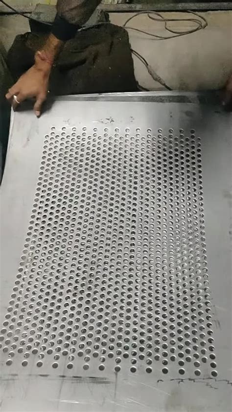 Round Stainless Steel 304 Perforated Sheet For Industrial Thickness