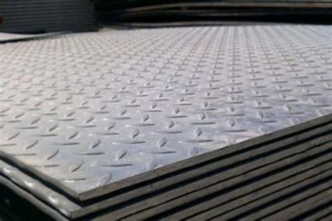 Hr Rectangular MS Chequered Plate Thickness 55 Mm Material Grade