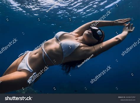 Bikini Girl Scuba Images Stock Photos Vectors Shutterstock
