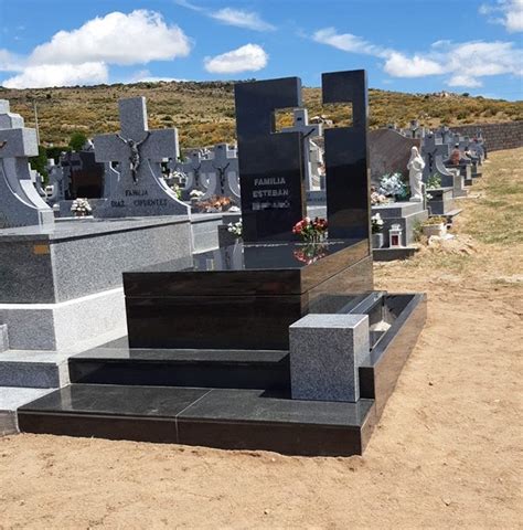 Arte Funerario De Granito Y M Rmol Rodriguez E Hijos