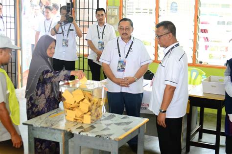 Prk Pelangai Spr Jangka Peratusan Mengundi Capai Peratus Kosmo