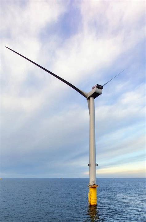 Deme Installs First Turbine At Rwe S Triton Knoll Offshore Wind Farm