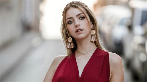 Red Clothing Blonde Girl 4k Wallpaper HD Girls Wallpapers 4k Wallpapers