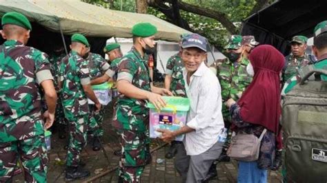 Peringati Hari Jadi Ke Tni Bagikan Ribuan Paket Sembako Berita