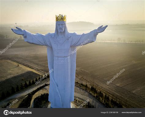 Jesus Christ King Monument Swiebodzin Poland – Stock Editorial Photo © bartekwardziak #236168156