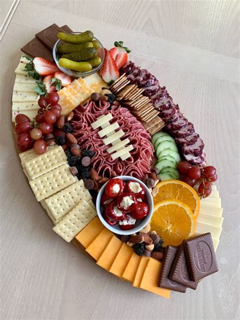 35 Delicious Thanksgiving Charcuterie Boards To Gobble Holidappy