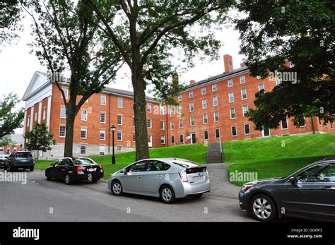 Amherst college campus hi-res stock photography and images - Alamy